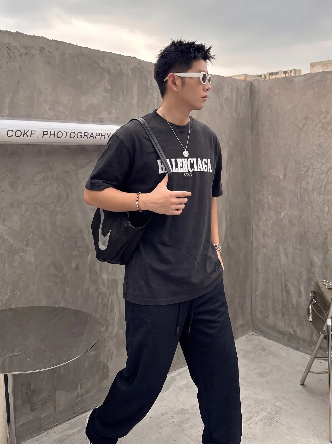 P100✨🔥 [BALENCIAGA] 2026FW short-sleeved T-shirt Premium 26s double yarn 300g fabric embroidery fraying process Color: Black White Red Size: S M L XL 2XL